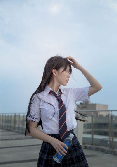 用手指搅乱我_青苹果乐园免费高清观看